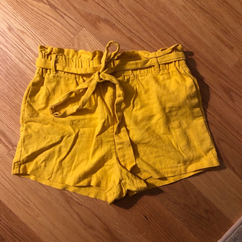Yellow tie front shorts